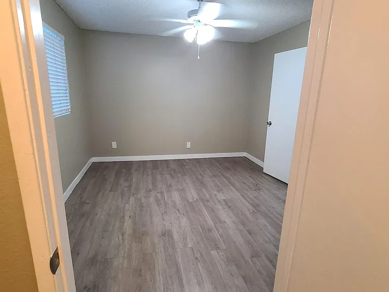 6900 Knowlton Pl. — Photo 17