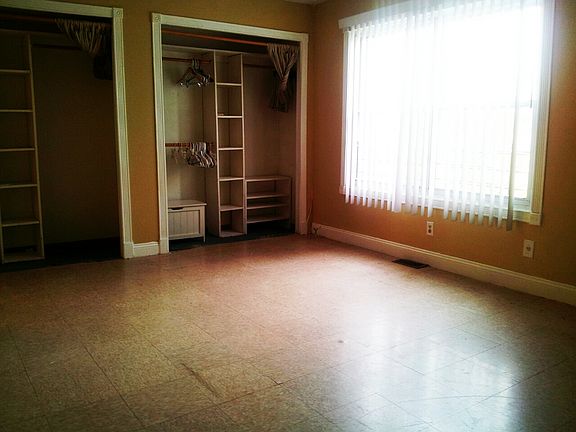 3rd image of 2058 Cicero Ave