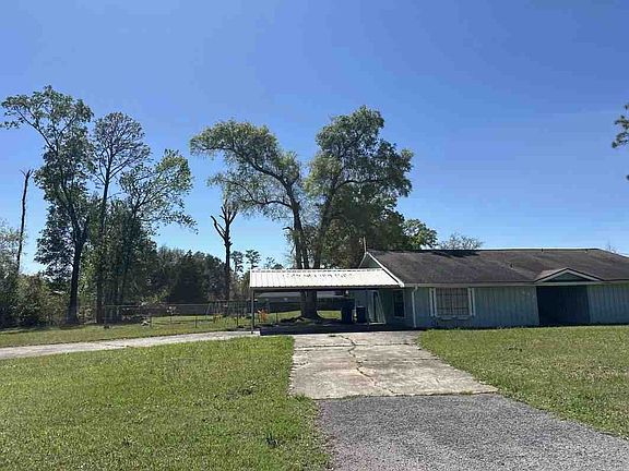 2nd image of 449 Hardwood Dr