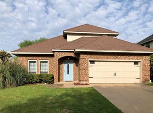9715 Lea Shore Ct, Fort Worth, TX 76179