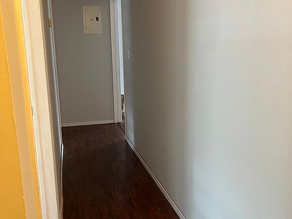 3rd image of 18 Sugarbush Ln Floor 2