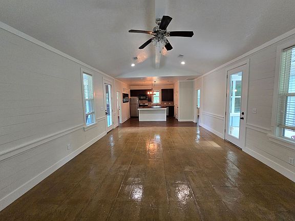 5th image of 5424 Raymond Stotzer Pkwy