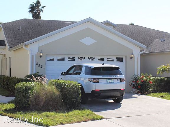 2nd image of 8523 Ibis Cove Cir