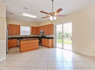 18259 NW 89th Ave, Hialeah, FL 33018