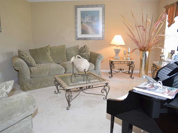 5th image of 9927 Stonebridge Way