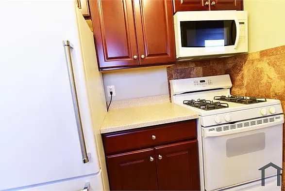438 N Armistead St #301 — Photo 12