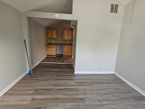 3rd image of 84 Sylvan Ave #2