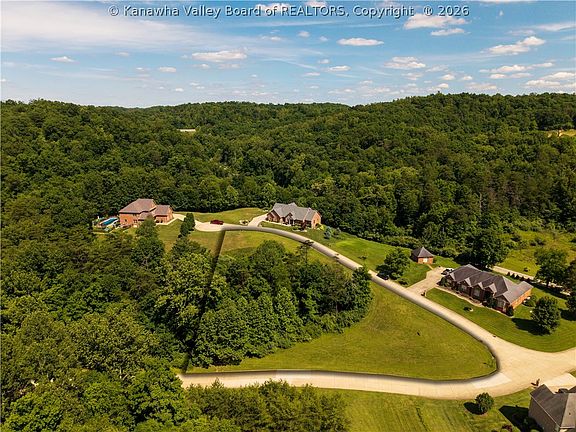 4th image of 1893 Crystal Springs Dr