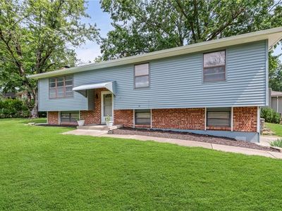 1628 SE 1st Street Ter, Blue Springs, MO, 64014