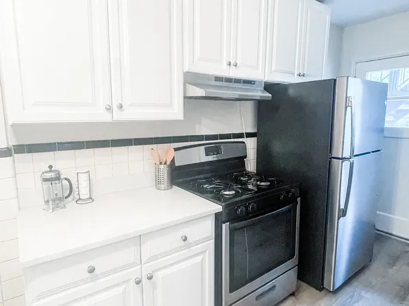 8150 Whitburn Dr APT 2W, Saint Louis, MO 63105