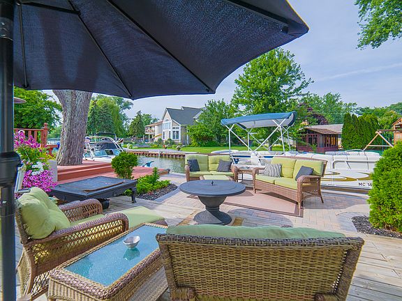 2nd image of 1397 Rossdale Dr