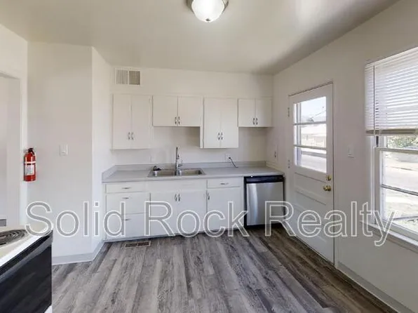 1216 Janes Ln, Colorado Springs, CO 80909