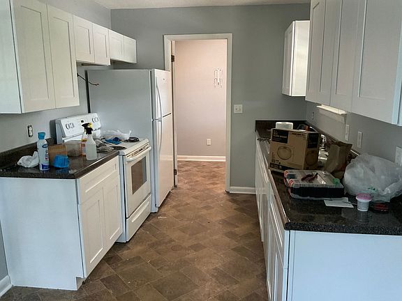 2nd image of 4049 Homer St