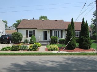 8 Grafton Ave, Blasdell, NY 14219