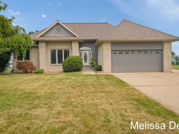 1507 Joseph Ln, Hudsonville, MI 49426