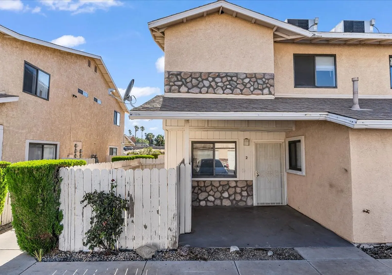 Spacious 2-Bedroom Townhome in Hesperia, CA! — Photo 3
