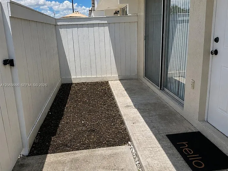 4500 SW 68th Court Cir #5-3 — Photo 3