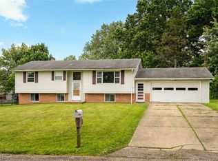 1450 Lambert St, Alliance, OH 44601