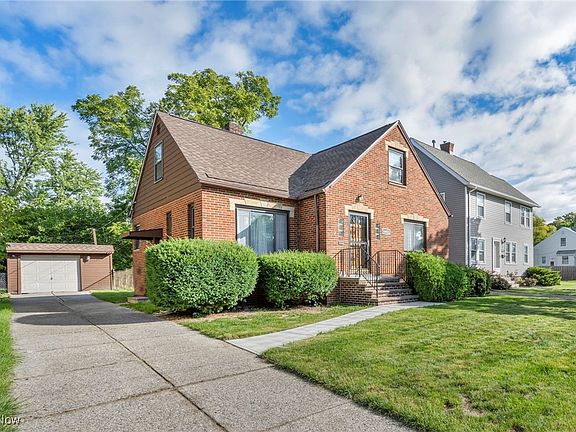 4th image of 16808 Westdale Ave