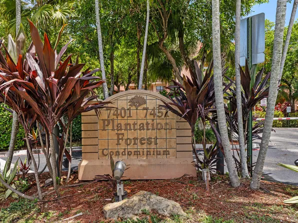 7401 NW 16th Street #102, Plantation, FL 33313