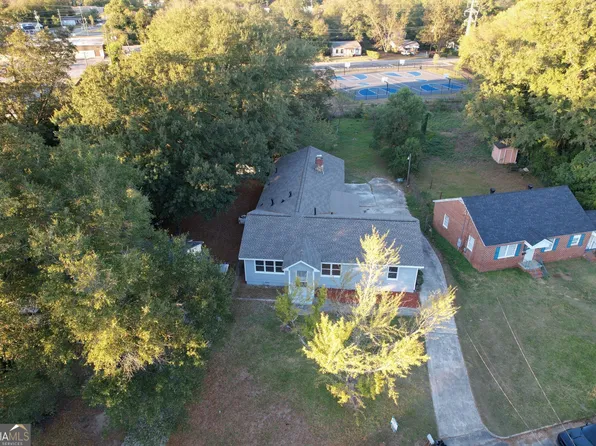 825 Bedingfield Ave, Macon, GA 31206