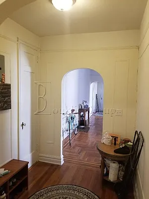 Rented by Bouklis Group | media 16