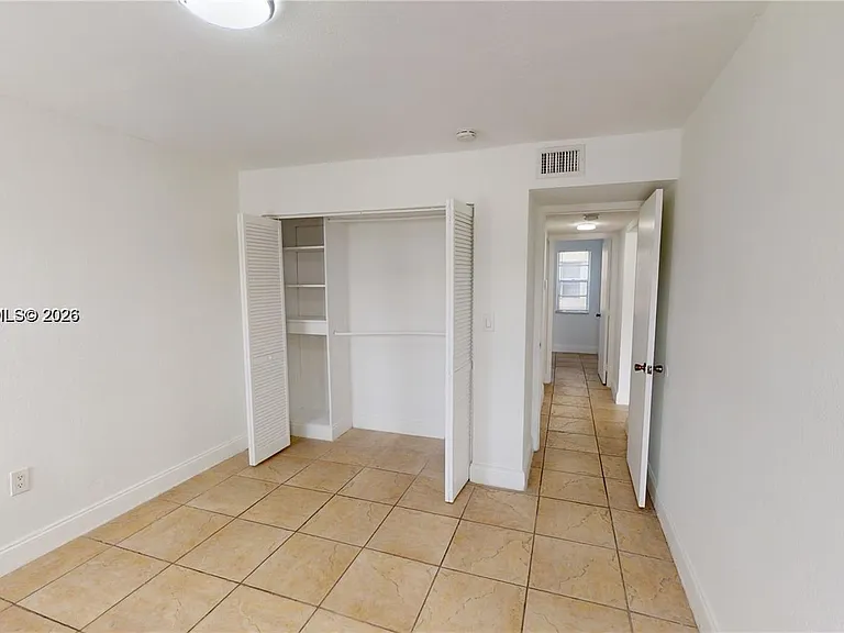453 SW 2nd St #301C — Photo 7