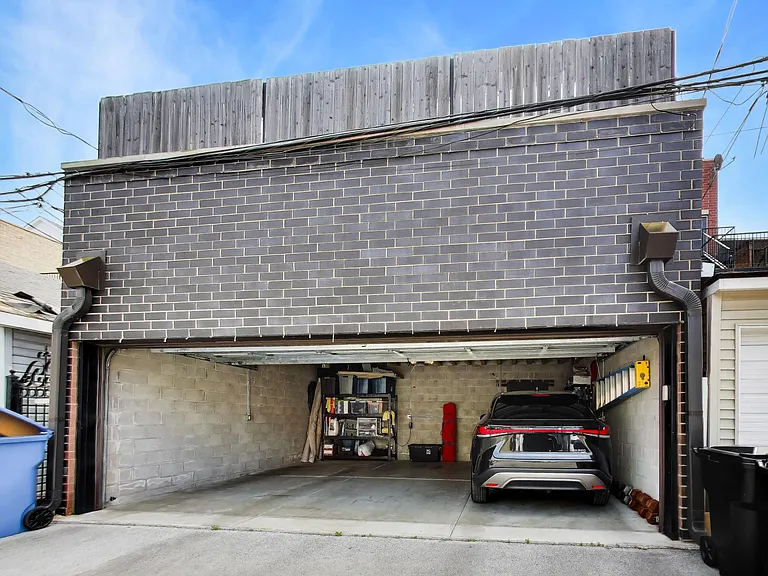 3740 N Clifton Ave #2 — Photo 26