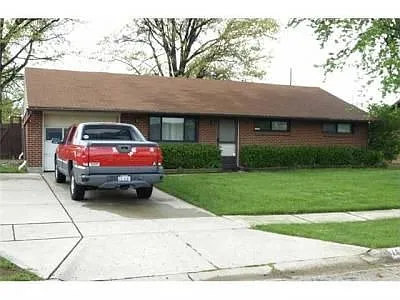 1802 Pickering Dr photo 1
