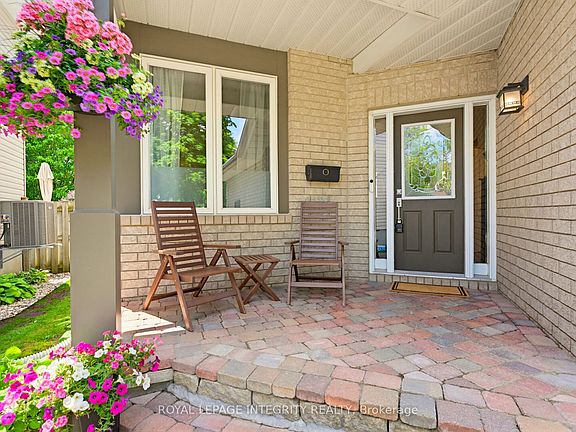 3rd image of 116 Springcreek Cres