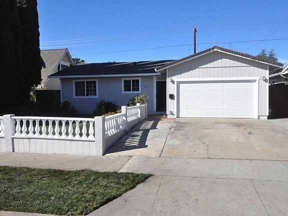 3rd image of 3219 Tulipwood Ln