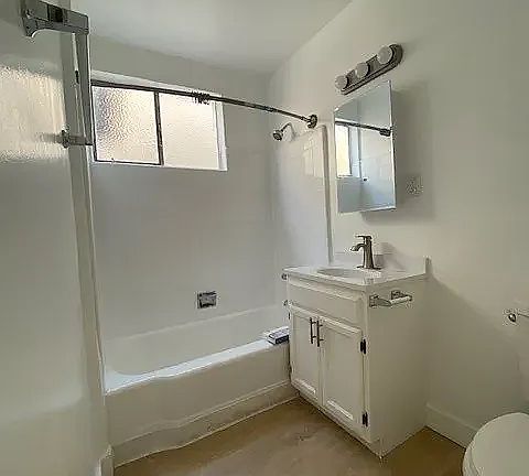 3rd image of 4026 Palmwood Dr #S2