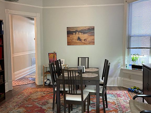 5th image of 2269 N Lincoln Ave #2