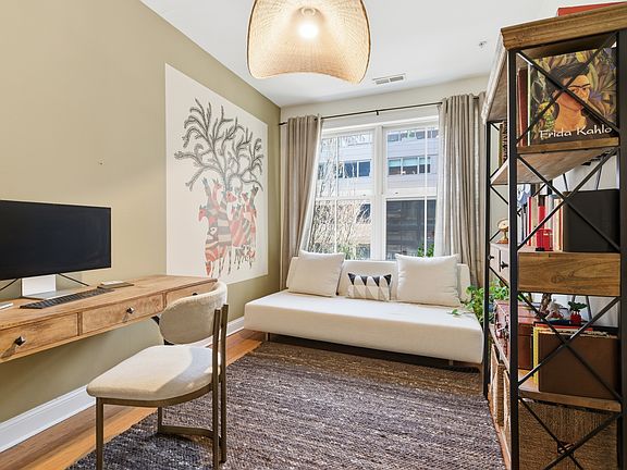 3rd image of 20 Avenue At Port Imperial APT 106