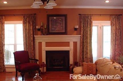 3rd image of 301 Carmen Dr