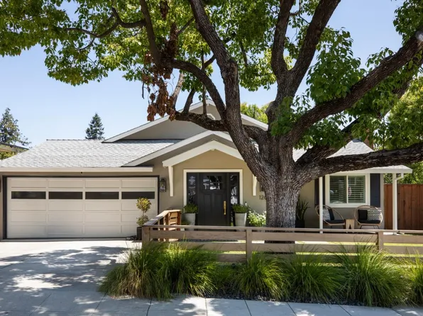 1267 Foothill St, Redwood City, CA 94061