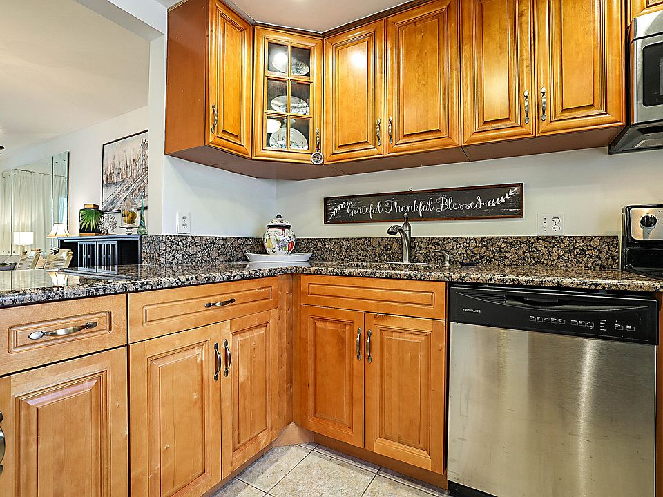 1st image of 441 NW 76th Avenue #101