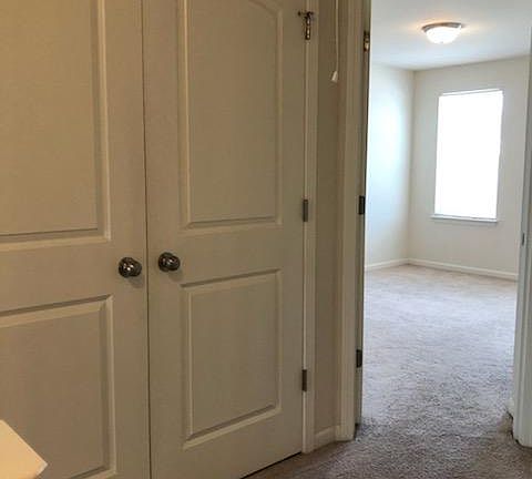 4th image of 304 Hidden Timber Ln