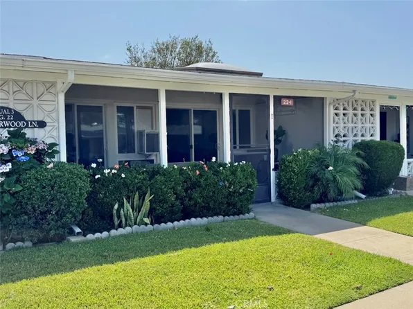 13781 Alderwood Ln APT 22I, Seal Beach, CA 90740