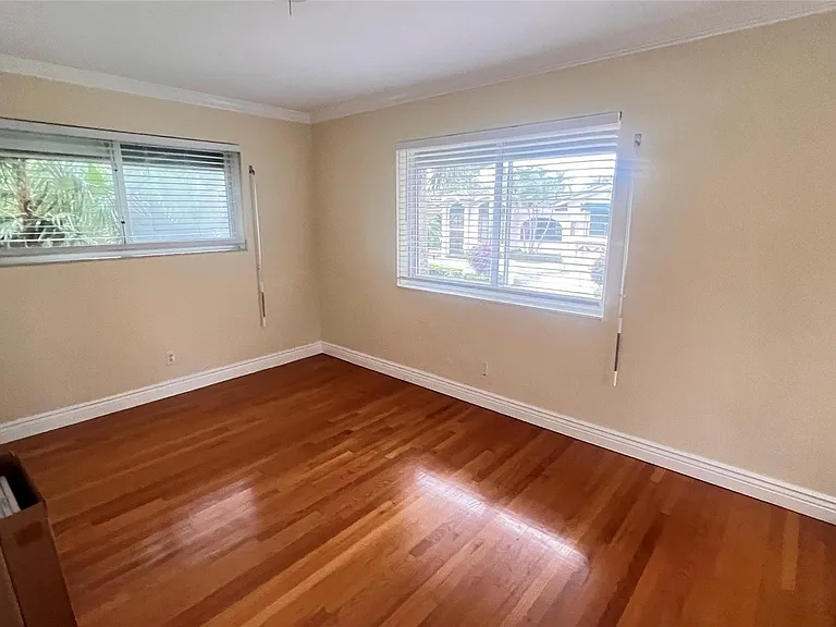 3100 NE 21st St — Photo 11