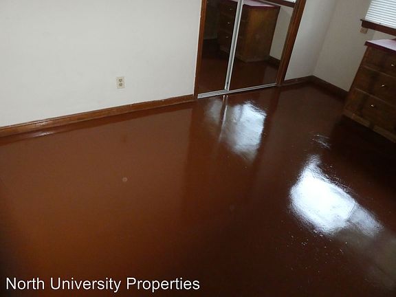 3rd image of 104 E 32nd St APT 105
