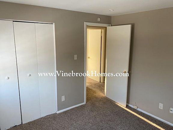 5th image of 1932 Fairmont Ct