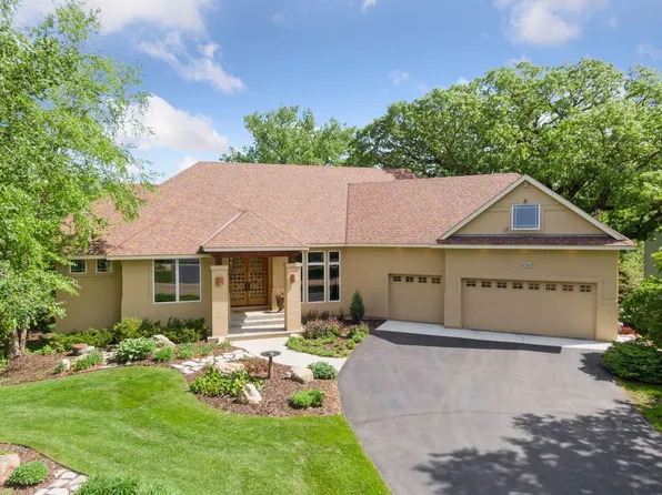 1656 Isabella Pkwy, Chaska, MN 55318