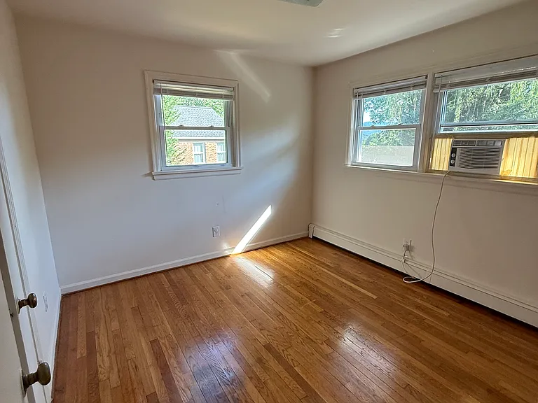 315 Richfield Ave #1 — Photo 12