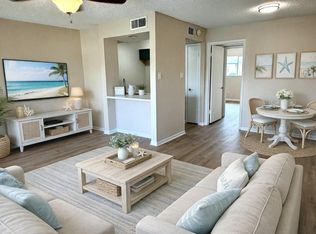 1516 Bay Area Blvd APT G6, Houston, TX 77058