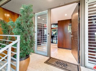 11508 Thurston Cir, Los Angeles, CA 90049