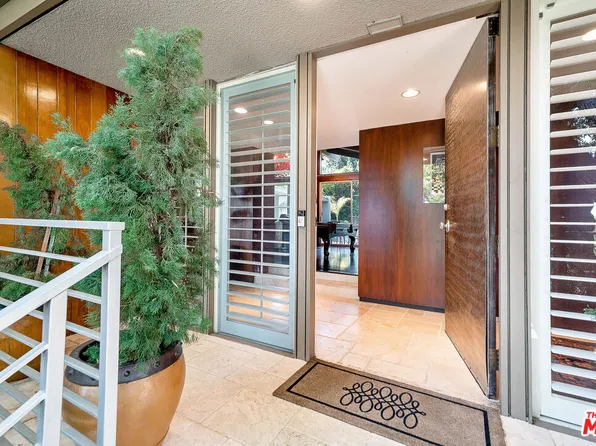 11508 Thurston Cir, Los Angeles, CA 90049