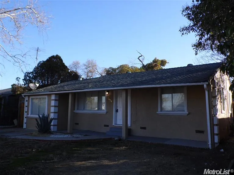2428 Knoll St photo 1