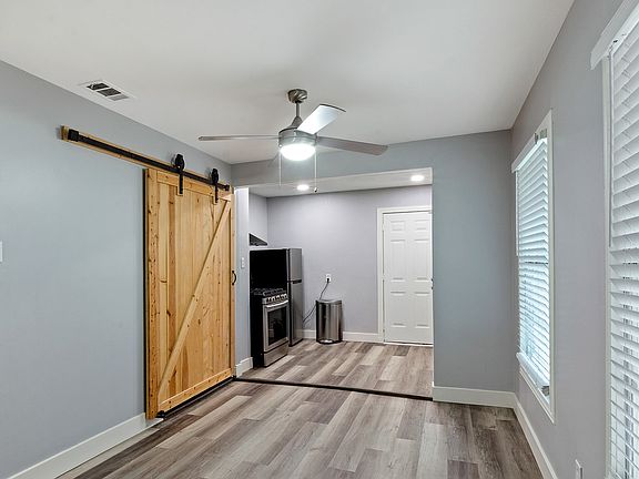 4th image of 1432 Meadowbrook Dr