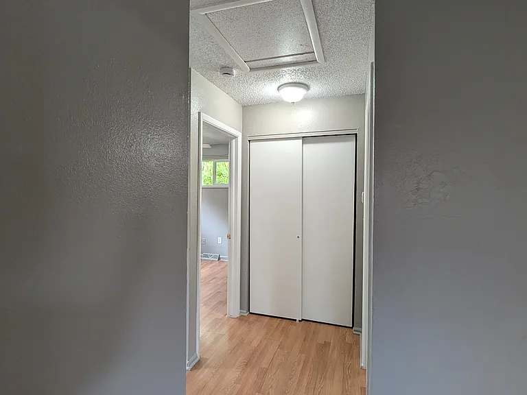 970 Newton St #B — Photo 14